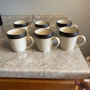 Crate & Barrel 6 large mugs